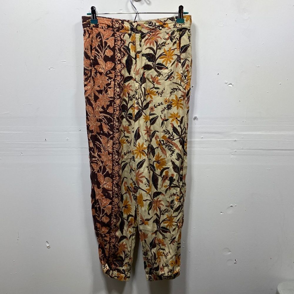 Anthropologie Neutral Floral Smocked Balloon Leg Pants Size 2